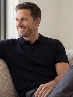 Men's Black Short-Sleeve Polo - Modern Knit